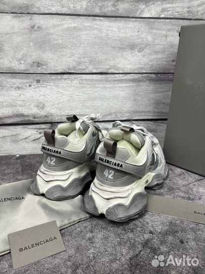 Balenciaga Cargo Sneakers