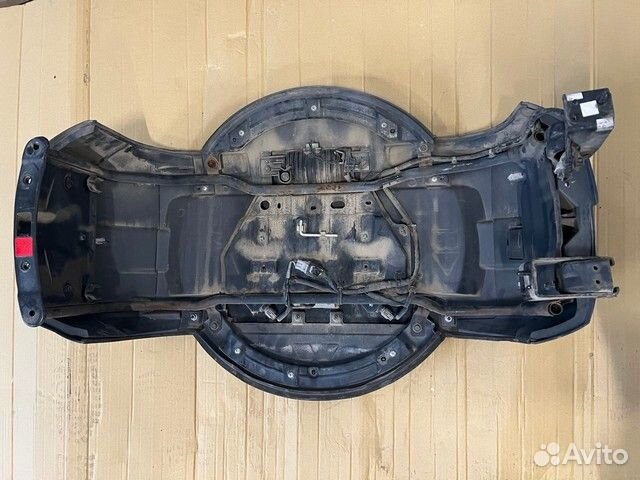 Накладка на запасное колесо 6430A082BA Mitsubishi