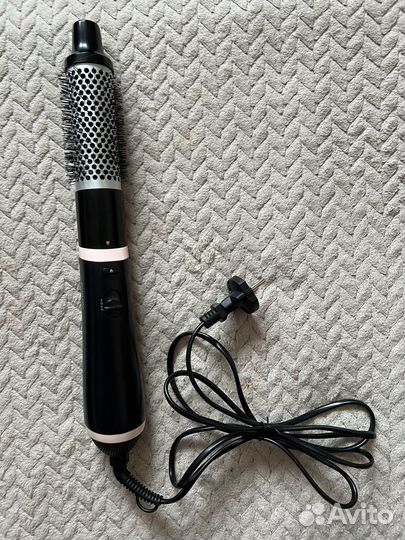 Фен-щётка Philips HP 8661 черный