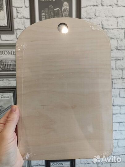 Разделочная доска дерево сувенирная Геленджик