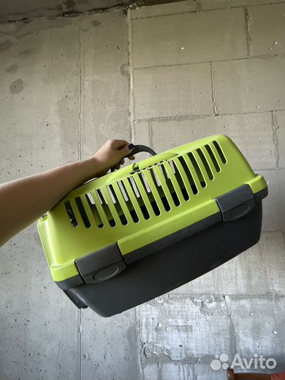 Переноска для кошек и собак