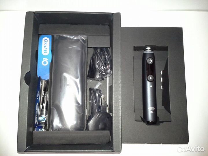 Электрическая зубная щетка Braun Oral-B iO 9