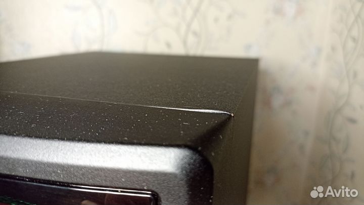 Студийные мониторы JBL