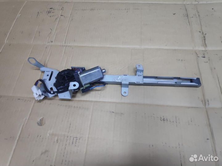 Подаватель ремня w209 CLK-class 612 2003