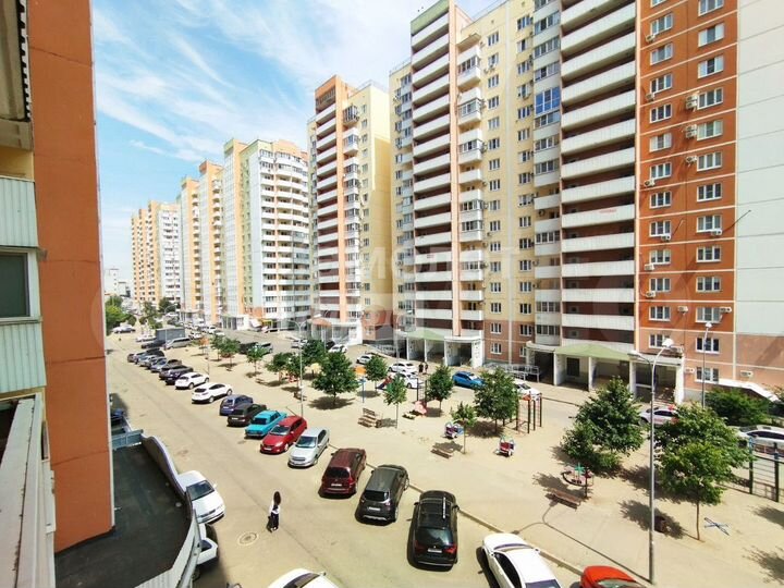 2-к. квартира, 65,7 м², 4/16 эт.