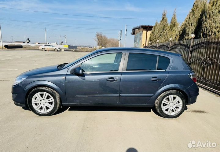 Opel Astra 1.8 AT, 2008, 200 000 км