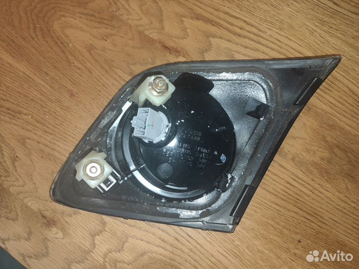Фонарь заднего хода Mazda axela