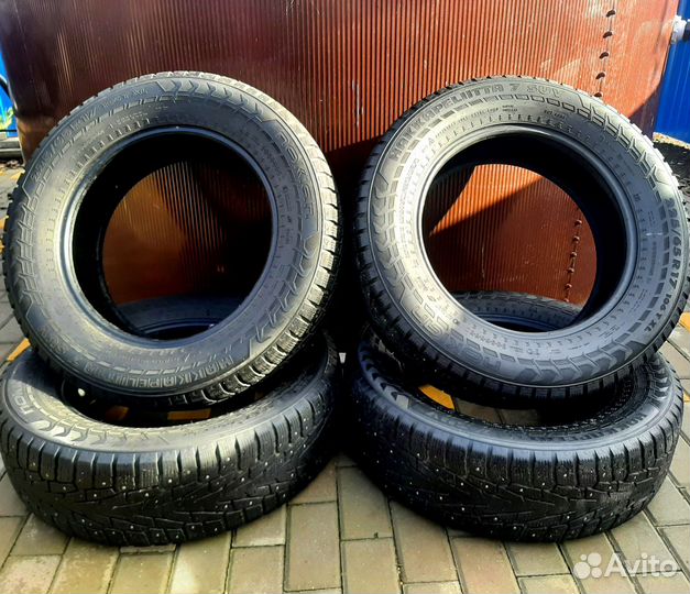 Nokian Tyres Hakkapeliitta 7 SUV 225/65 R17