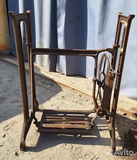 Станина от Подольской швейной машины