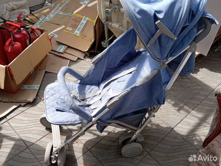 Прогулочная коляска