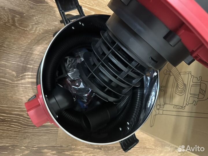 Пылесос строительный новый