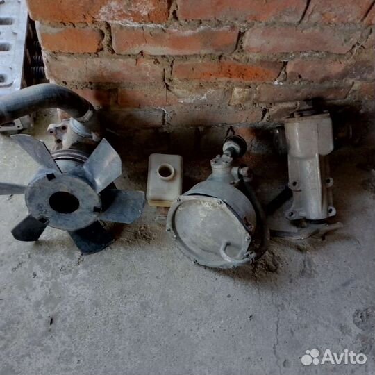 Запчасти на волгу газ 24