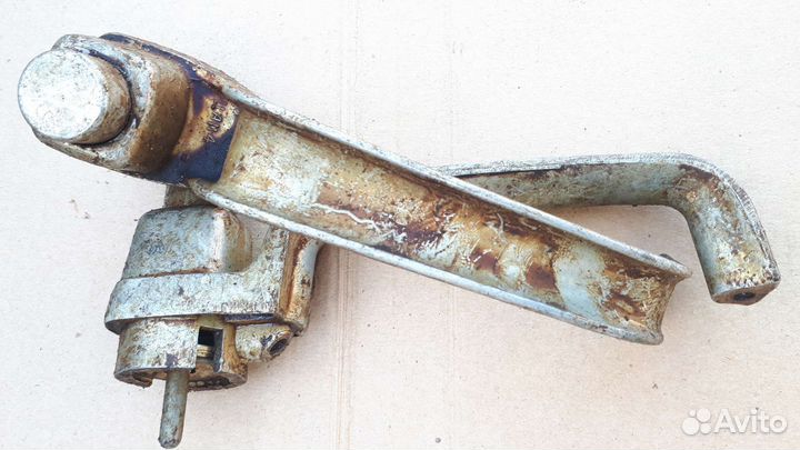 Ручка двери наружн. Урал к-кт из 2х шт