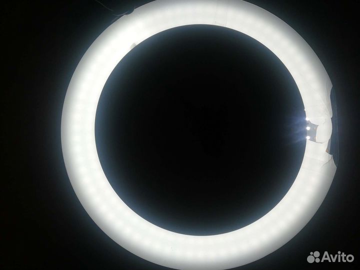 Кольцевая лампа 36 см