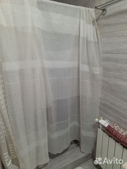 Продаются две занавески-тюль
