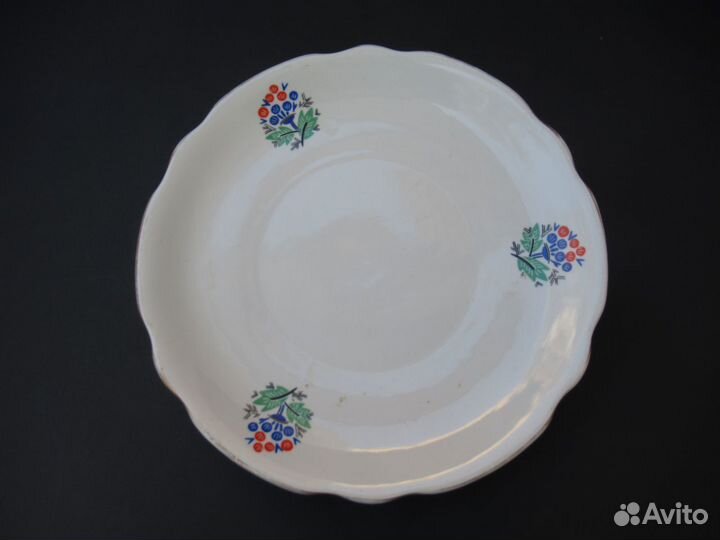 Большое фарфоровое блюдо коростень СССР