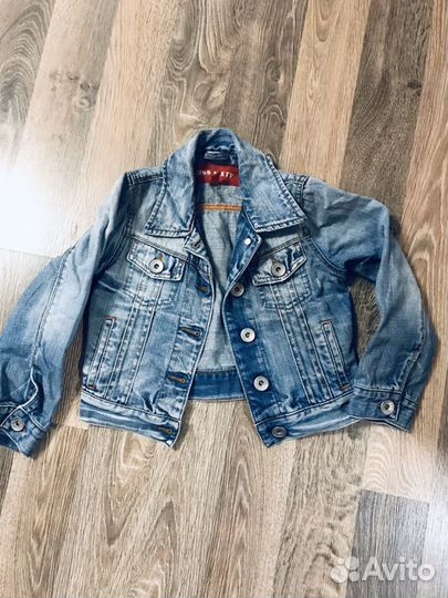 Куртка джинсовая
