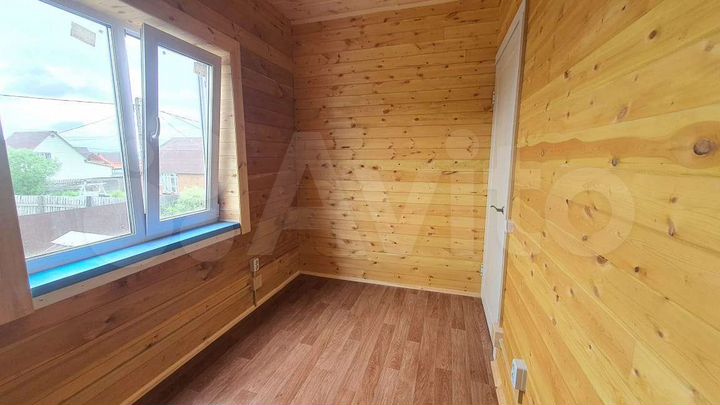 Дом 156 м² на участке 8 сот.