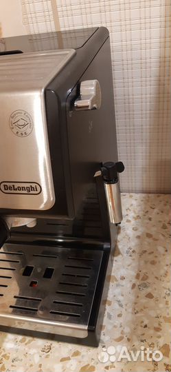 Кофеварка рожковая Delonghi ECP33.21.BK