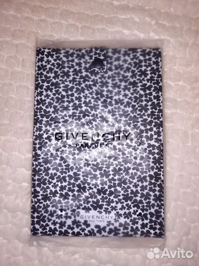 Зеркало складное givenchy