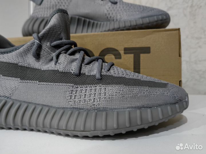 Кроссовки Adidas Yeezy Boost 350 v2 (46-49)