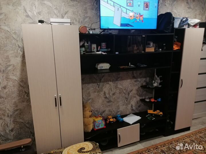 Стенка в гостиную