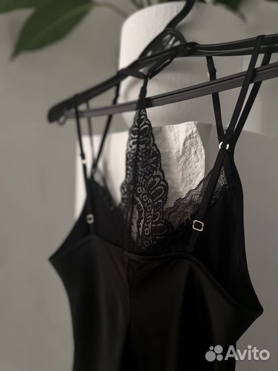 Шелковый комплект белья