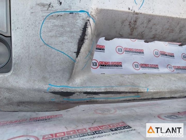 Бампер передний toyota prius