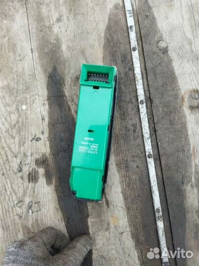 Блок управления стеклоподъемниками передний правый