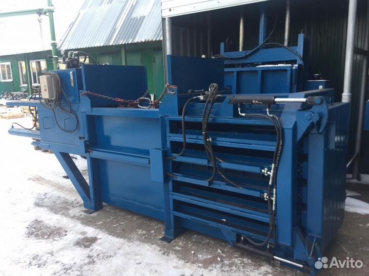 Горизонтальный пресс для макулатуры