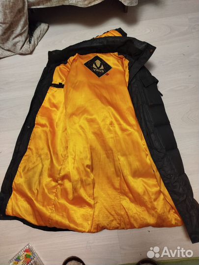 Пуховик 50 р черный