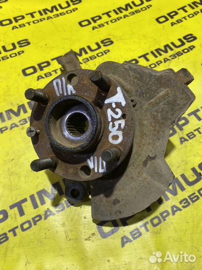 Передний левый кулак Chevrolet Aveo T250 1.2