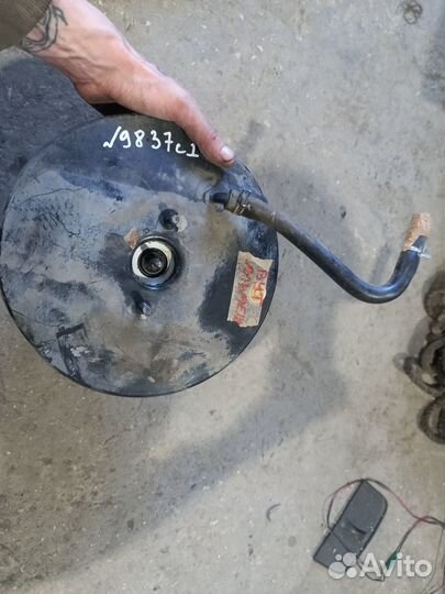 Усилитель тормозов вакуумный Nissan Almera Classic