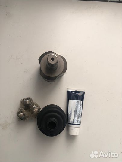 Шрус внутренний передний Skoda Octavia 3