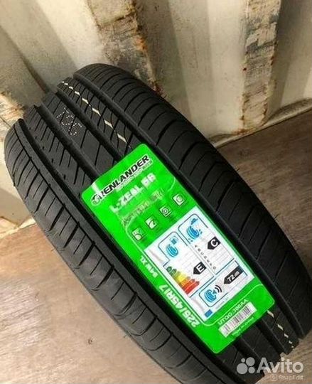 Grenlander L-Zeal56 245/40 R20