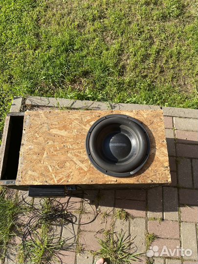 Сабвуфер с усилителем