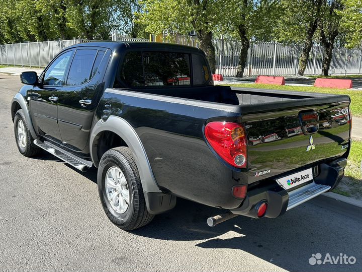 Mitsubishi L200 2.5 AT, 2014, 303 699 км