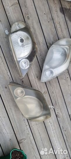 Фары на toyota corolla 120