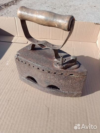 Утюг старинный антикварный