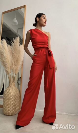 Комбинезон женский