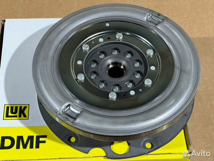 Маховик двухмассовый DSG7 Audi A4 A5 A6 Q5 2.0 TDI