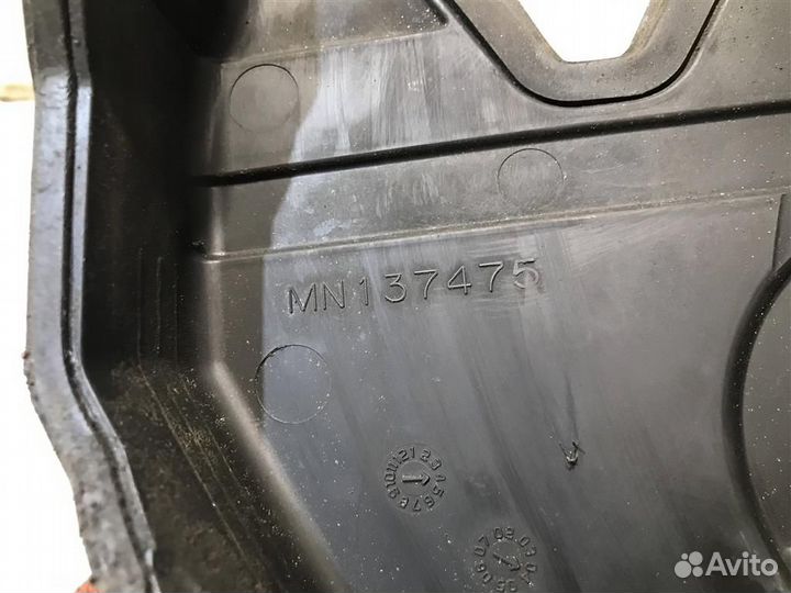 Кожух ремня грм Mitsubishi Lancer 9