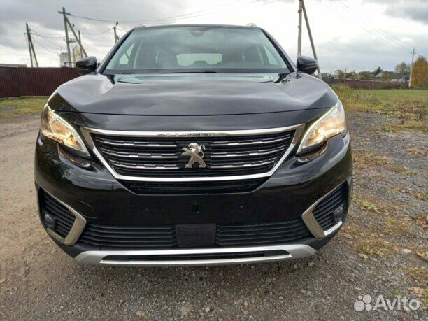 В разборе Peugeot 5008 2017 год
