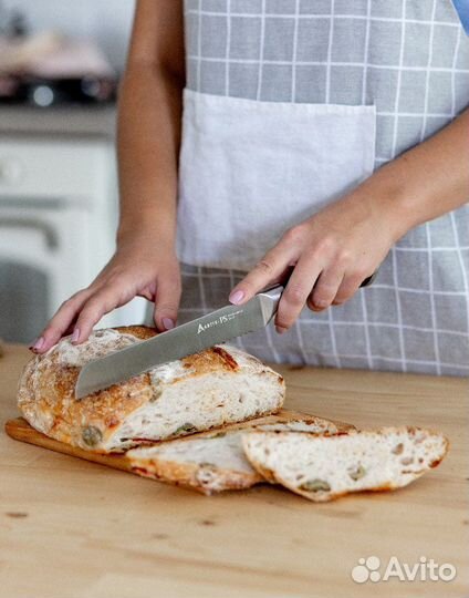 Набор кухонных ножей с подставкой