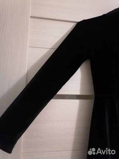 Рейтинговое бальное платье размер 122