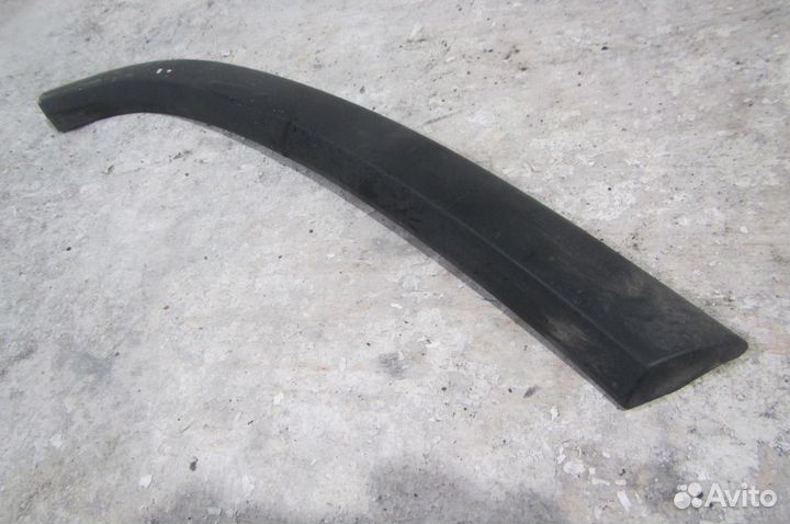 Накладка двери задней правой