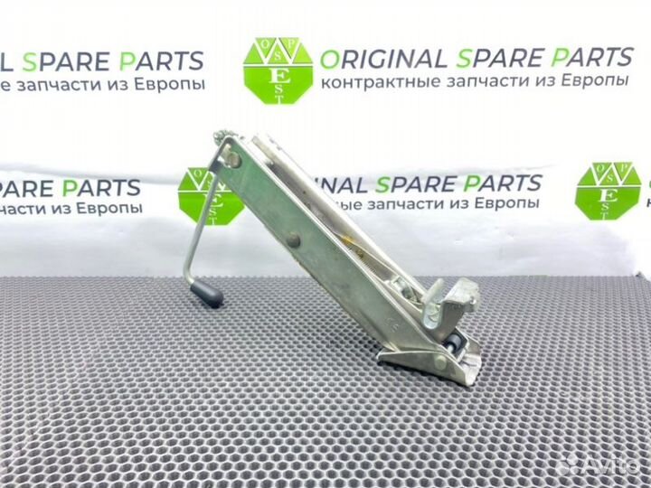 Домкрат Audi A4 B6 8E5 BDV 2.4I 2003