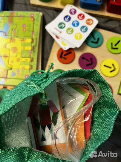 Развивающие игрушки пакетом