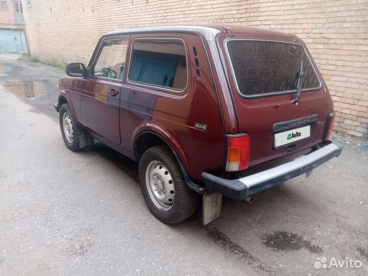 LADA 4x4 (Нива) 1.7 МТ, 2011, 108 000 км