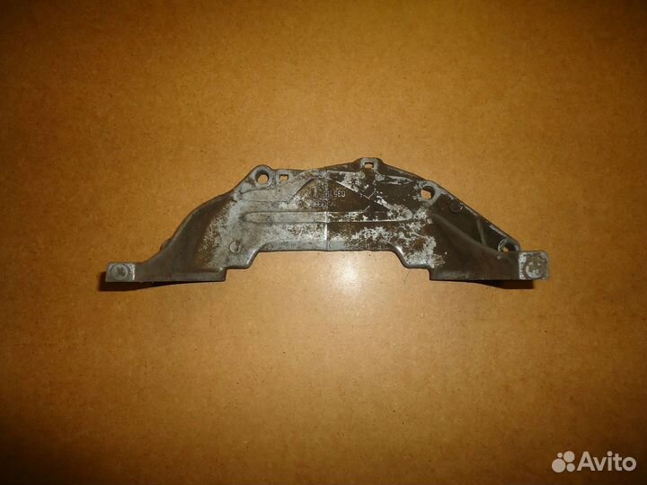 03519307 пыльник картера сцепления Volvo 940